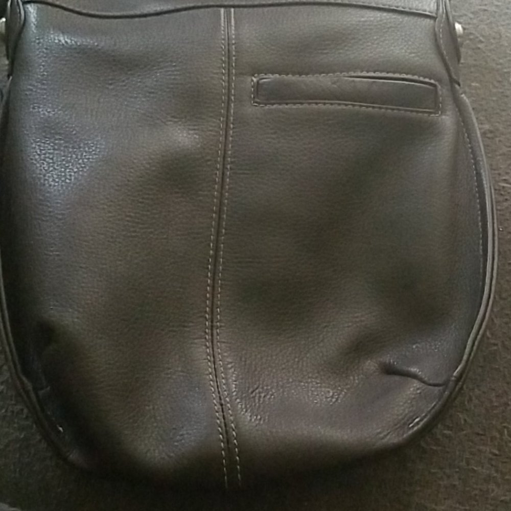 Leather crossbody bag - Picture 5 of 5